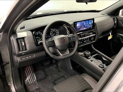 New 2026 Nissan Pathfinder Rock Creek w/ Rock Creek Premium Package AWD/4WD image 7