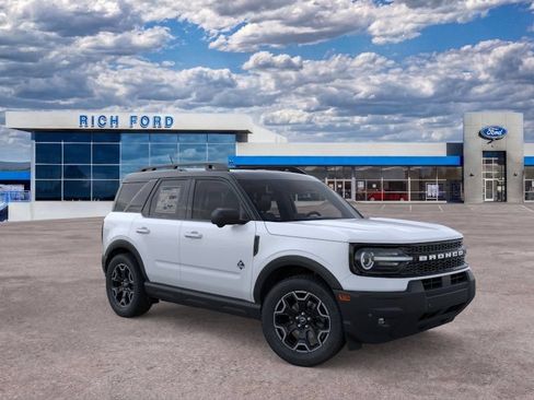 New 2026 Ford Bronco Sport Outer Banks w/ Outer Banks Tech Package+ AWD/4WD image 7