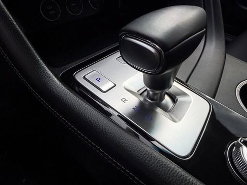 Used 2023 Genesis G70 2.0T RWD image 22