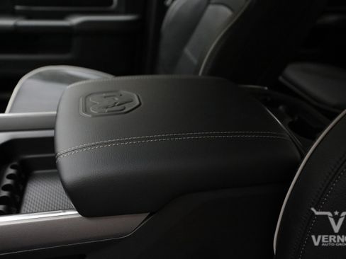 New 2026 RAM 3500 Laramie AWD/4WD image 15