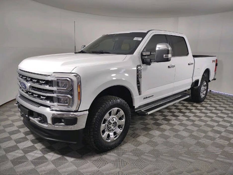 Used 2023 Ford F250 Lariat w/ Chrome Package AWD/4WD image 5