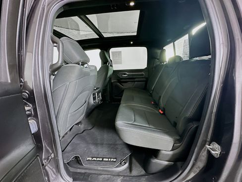 Used 2019 RAM 1500 Big Horn AWD/4WD image 27