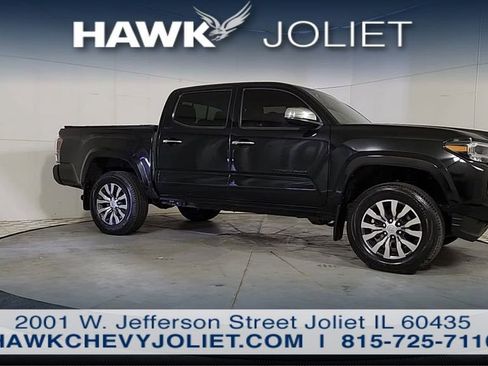 Used 2020 Toyota Tacoma Limited AWD/4WD image 9
