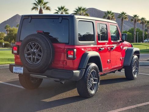 Used 2025 Jeep Wrangler Unlimited Sport AWD/4WD image 7