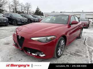 Used 2023 Alfa Romeo Giulia Sprint video 1