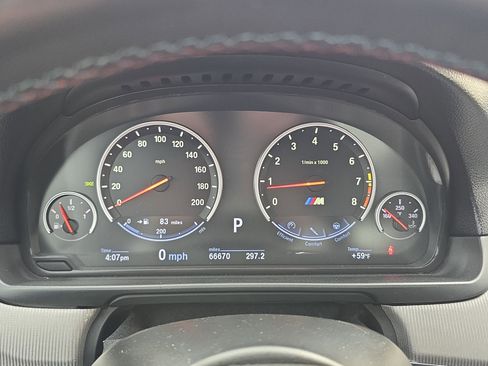 Used 2013 BMW M5 image 19