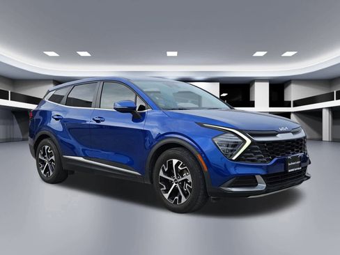 Used 2024 Kia Sportage EX image 7