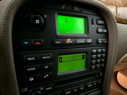 Used 2005 Jaguar S-TYPE 4.2 image 20