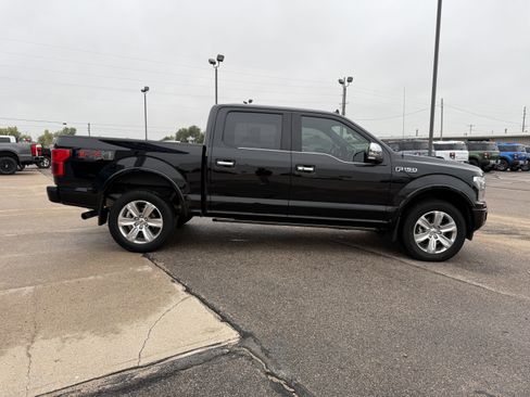 Used 2019 Ford F150 Platinum w/ Equipment Group 701A Luxury image 6