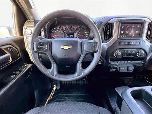 Used 2024 Chevrolet Silverado 2500 W/T w/ WT Convenience Package image 5