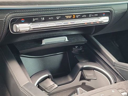 Used 2022 Mercedes-Benz GLE 450 4MATIC image 29