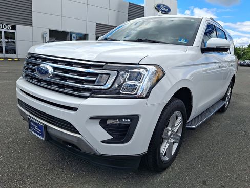 Certified 2020 Ford Expedition XLT w/ Equipment Group 202A AWD/4WD image 4