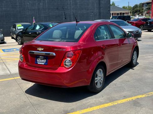 Used 2014 Chevrolet Sonic LT FWD image 9