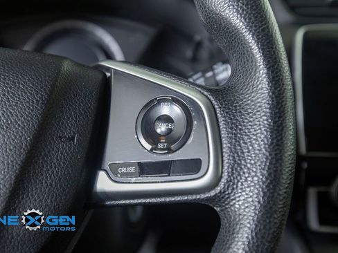 Used 2019 Honda CR-V LX image 15