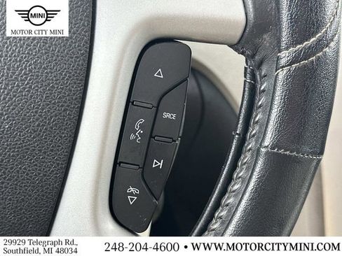 Used 2010 Chevrolet Traverse LTZ AWD/4WD image 28