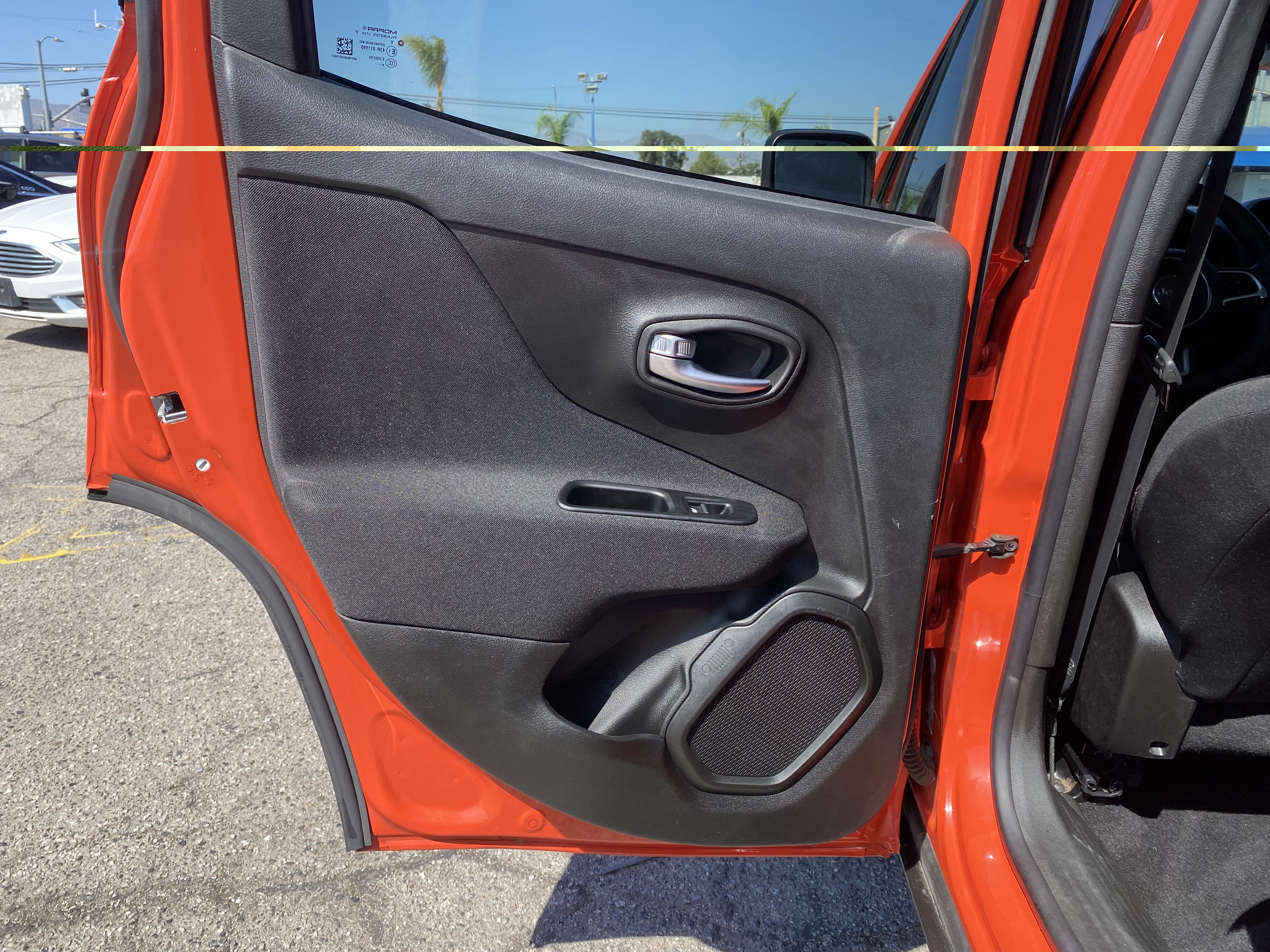 Used 2020 Jeep Renegade Sport w/ Sport Appearance Group FWD image 16