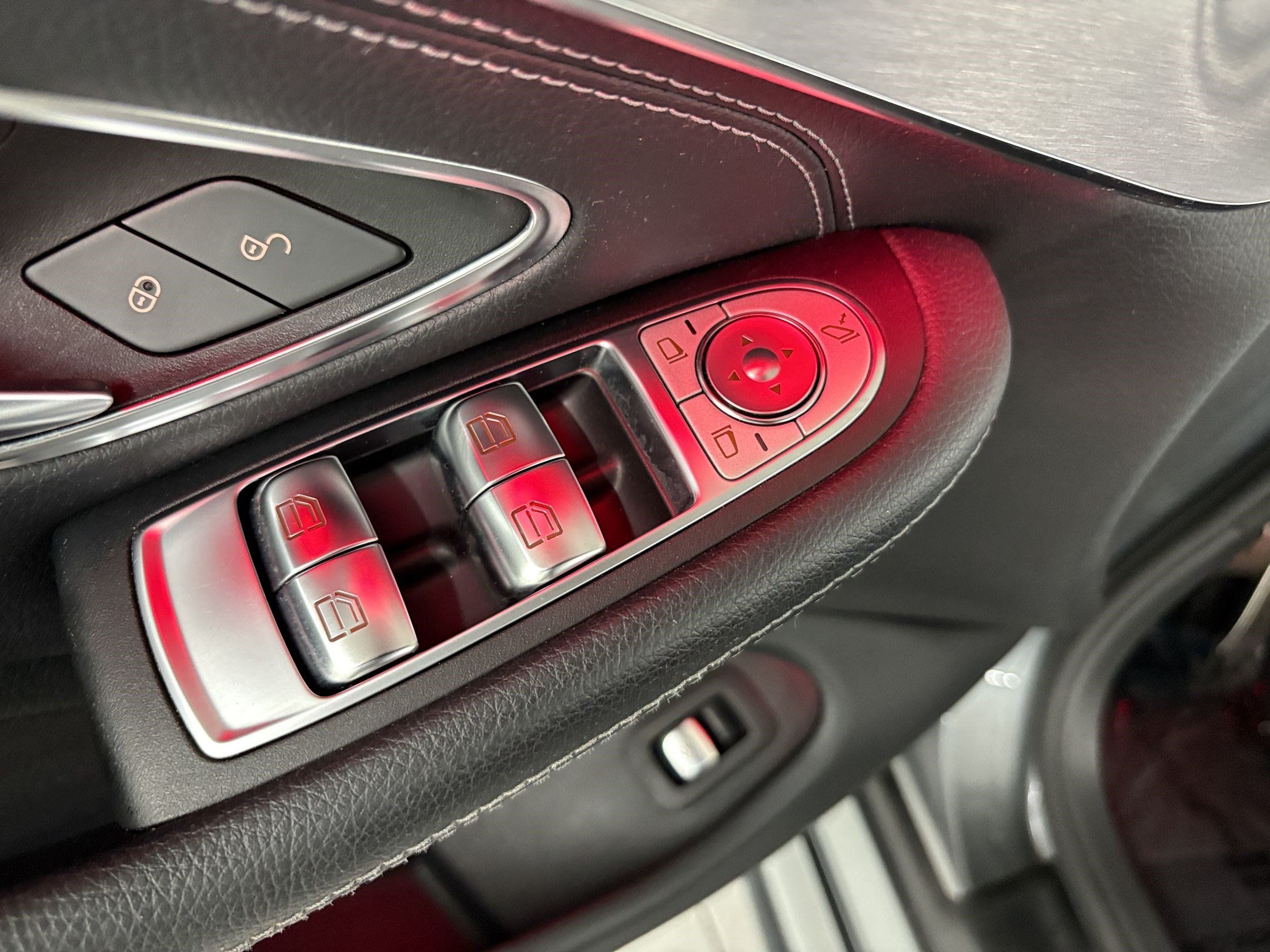 Used 2020 Mercedes-Benz C 300 Cabriolet image 25