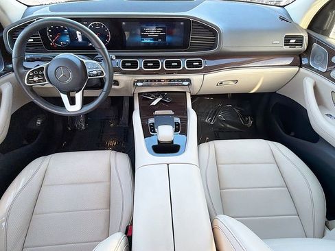 Used 2020 Mercedes-Benz GLE 350 4MATIC w/ AMG Line Exterior image 15