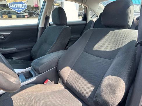 Used 2015 Nissan Altima 2.5 S w/ Power Driver Seat Package FWD image 21