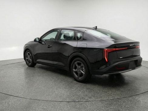 Used 2025 Kia K4 FWD image 6