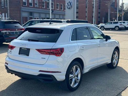 Used 2024 Audi Q3 2.0T Premium image 5