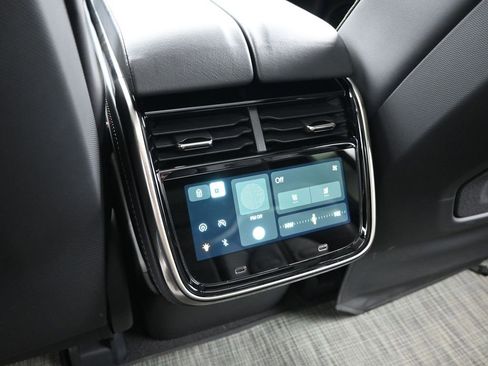 Used 2023 Rivian R1S Adventure image 27