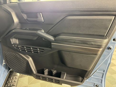 Used 2025 Toyota 4Runner SR5 image 30