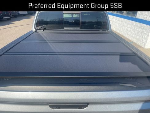 Used 2023 GMC Canyon Denali image 11