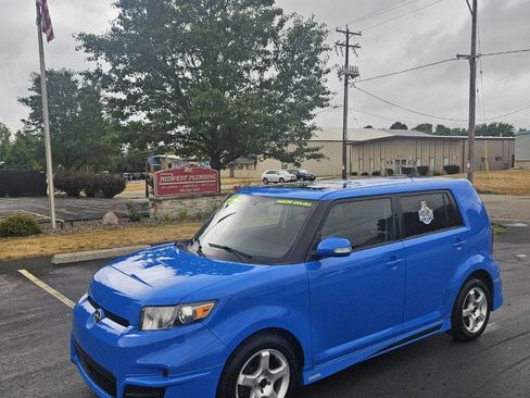Used 2011 Scion xB Release Series 8.0 FWD image 1