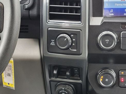 Used 2021 Ford F350 XLT w/ XLT Premium Package image 26