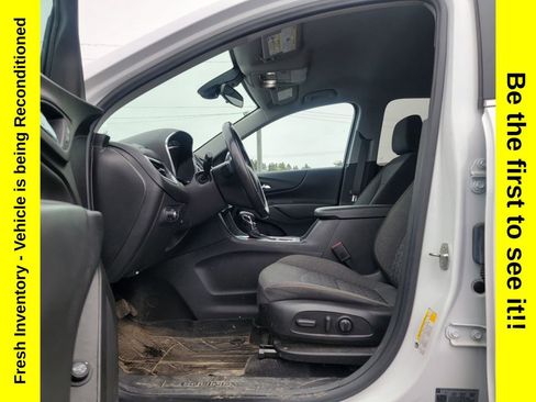 Used 2022 Chevrolet Equinox LT AWD/4WD image 9