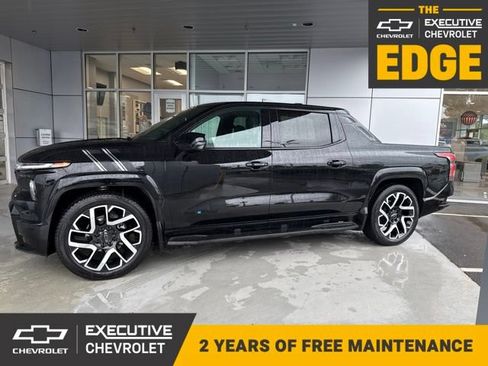 Used 2025 Chevrolet Silverado EV RST w/ LPO, Dark Package RST AWD/4WD image 1