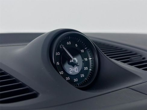 New 2026 Porsche Cayenne E-Hybrid image 13