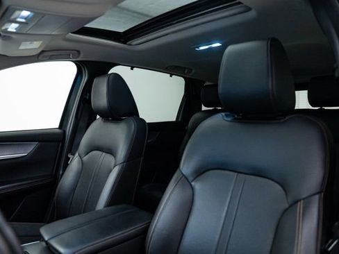 Used 2025 MAZDA CX-70 3.3 Turbo w/ Preferred Package image 12