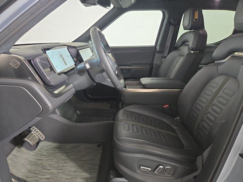 Used 2024 Rivian R1T Adventure AWD/4WD image 20