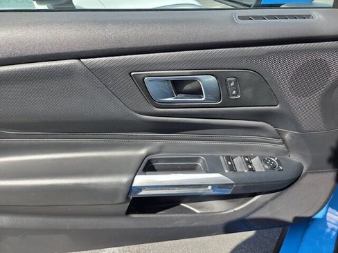 Used 2024 Ford Mustang Premium RWD image 8