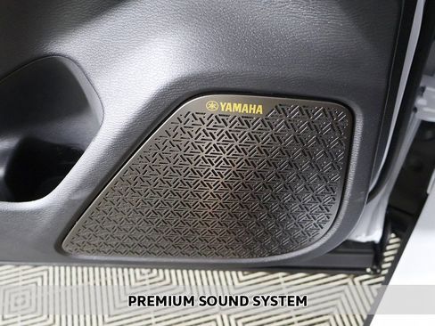 New 2025 Mitsubishi Outlander SE FWD image 5