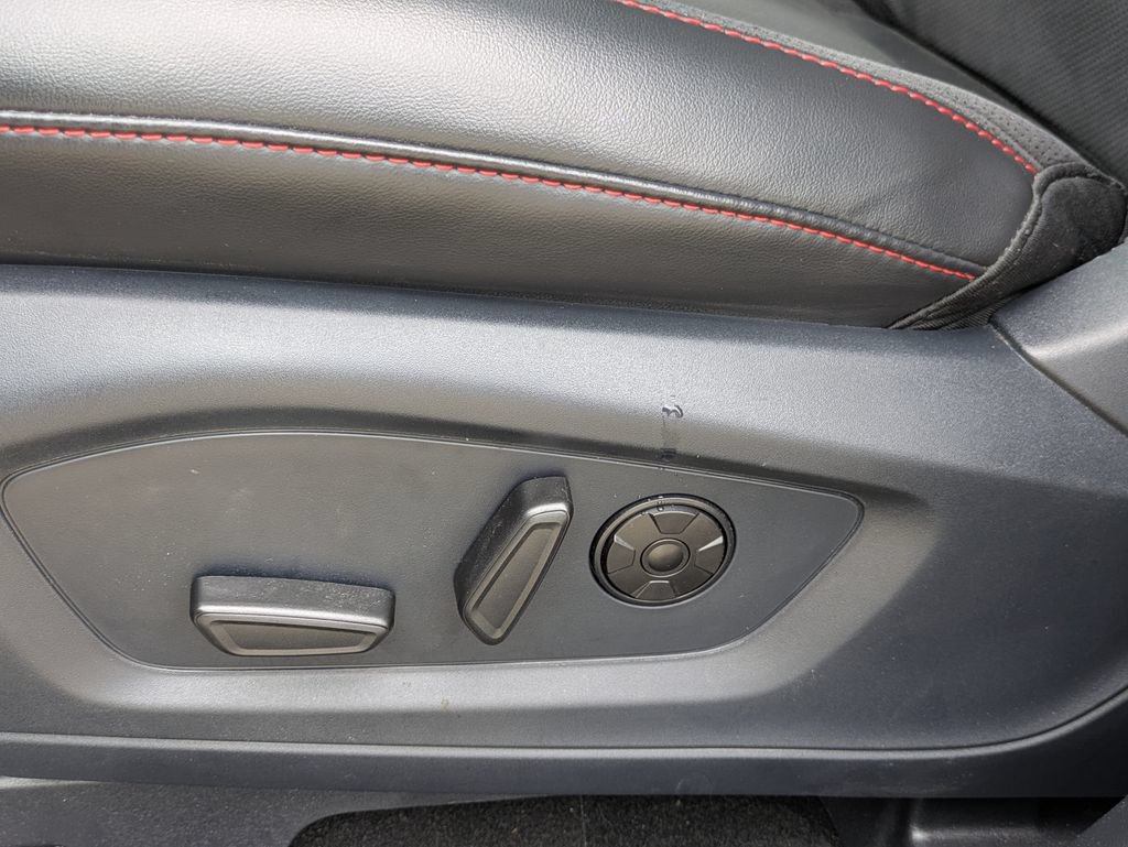 Used 2025 Ford Explorer ST AWD/4WD image 8