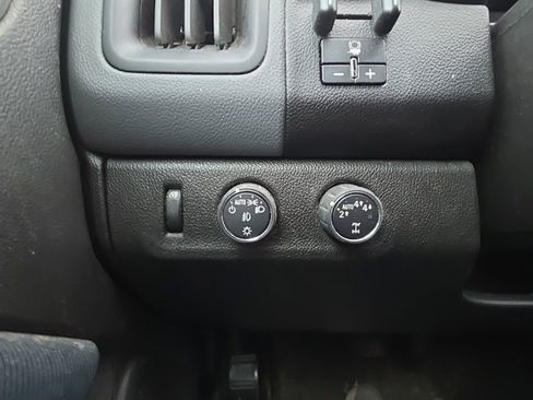 Used 2017 Chevrolet Colorado Z71 image 12