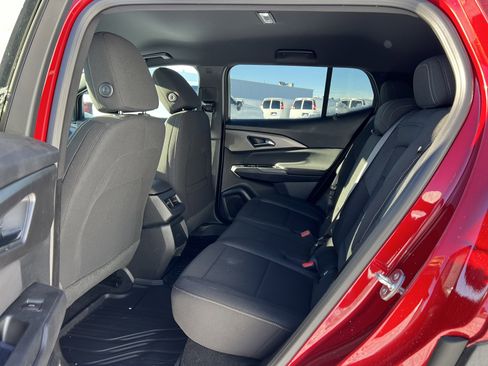 New 2026 Chevrolet Equinox EV LT image 9