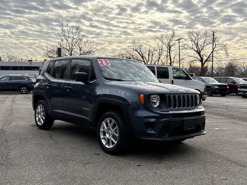 Certified 2023 Jeep Renegade Latitude image 1