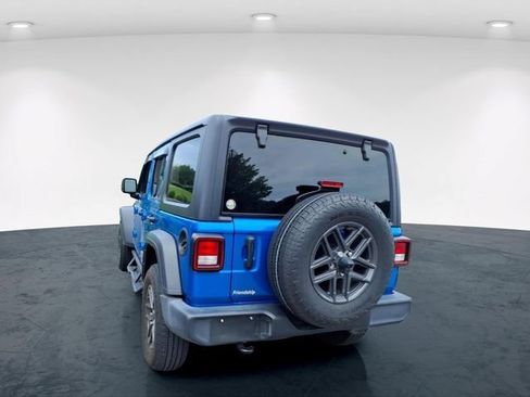 Used 2024 Jeep Wrangler Unlimited Sport AWD/4WD image 18