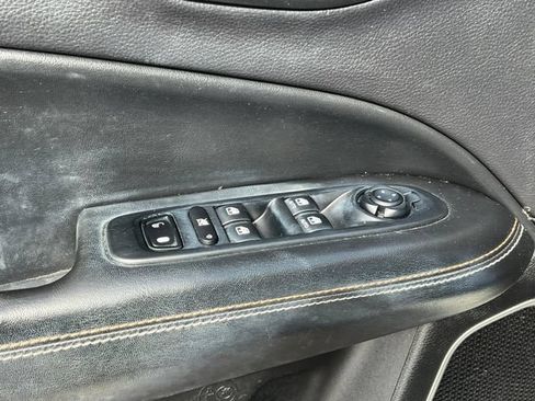 Used 2018 Jeep Compass Latitude w/ Popular Equipment Group AWD/4WD image 13