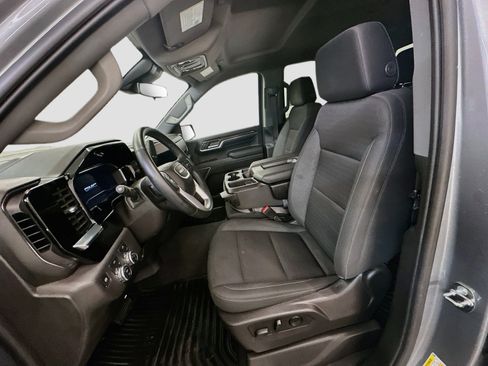 Used 2024 GMC Sierra 1500 Elevation AWD/4WD image 13