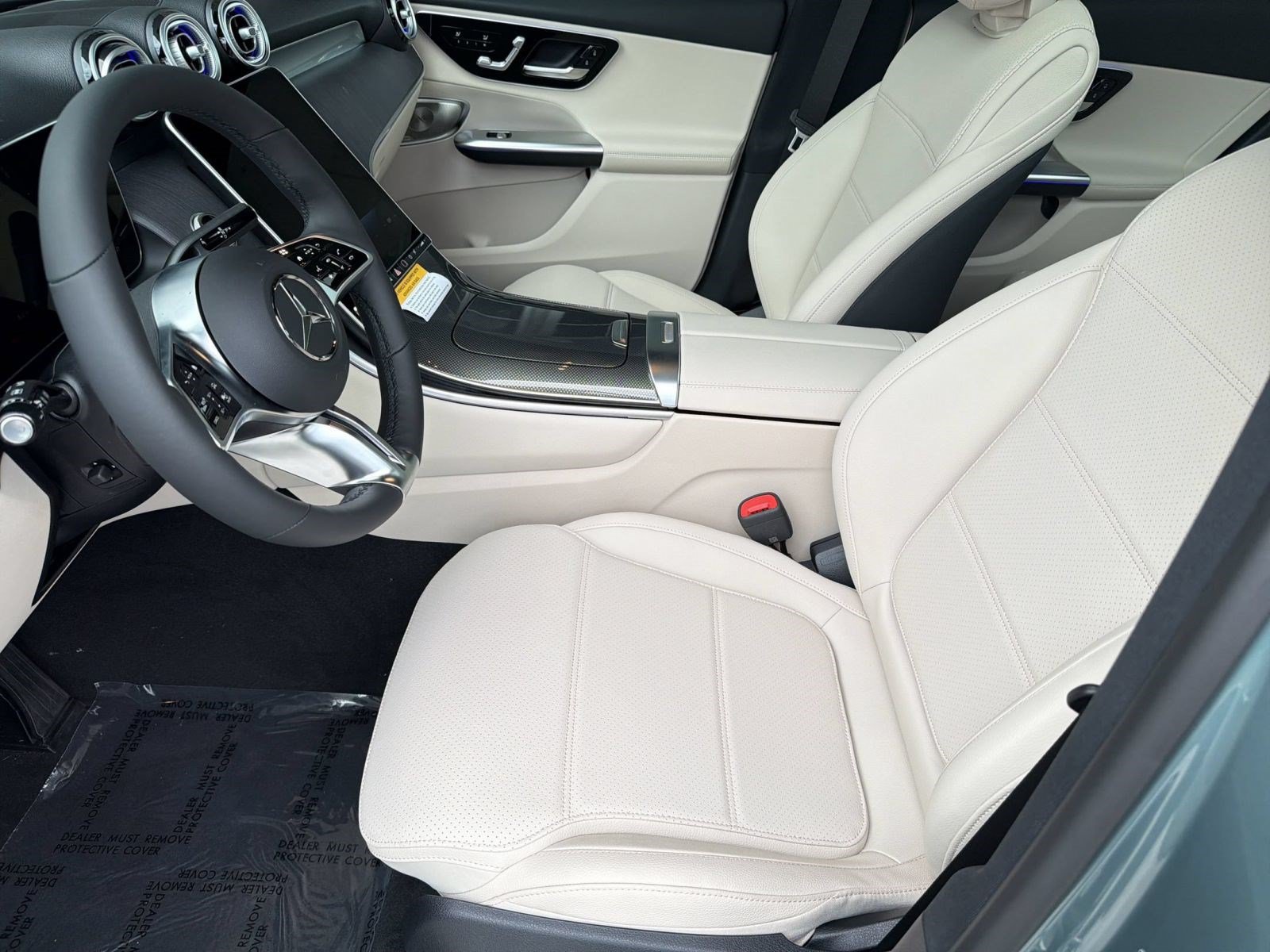 Used 2026 Mercedes-Benz GLC 300 4MATIC image 5