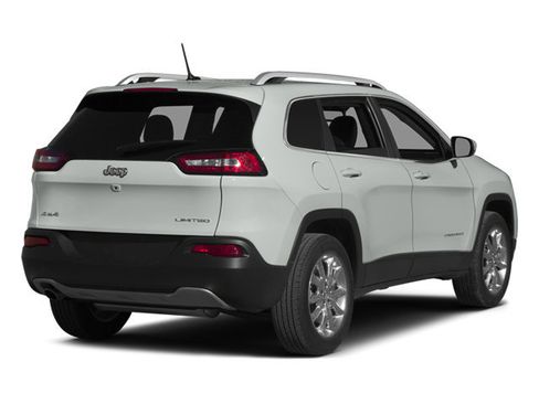 Used 2014 Jeep Cherokee Latitude w/ Cold Weather Group FWD image 5