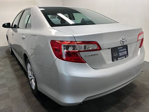Used 2014 Toyota Camry LE FWD image 22