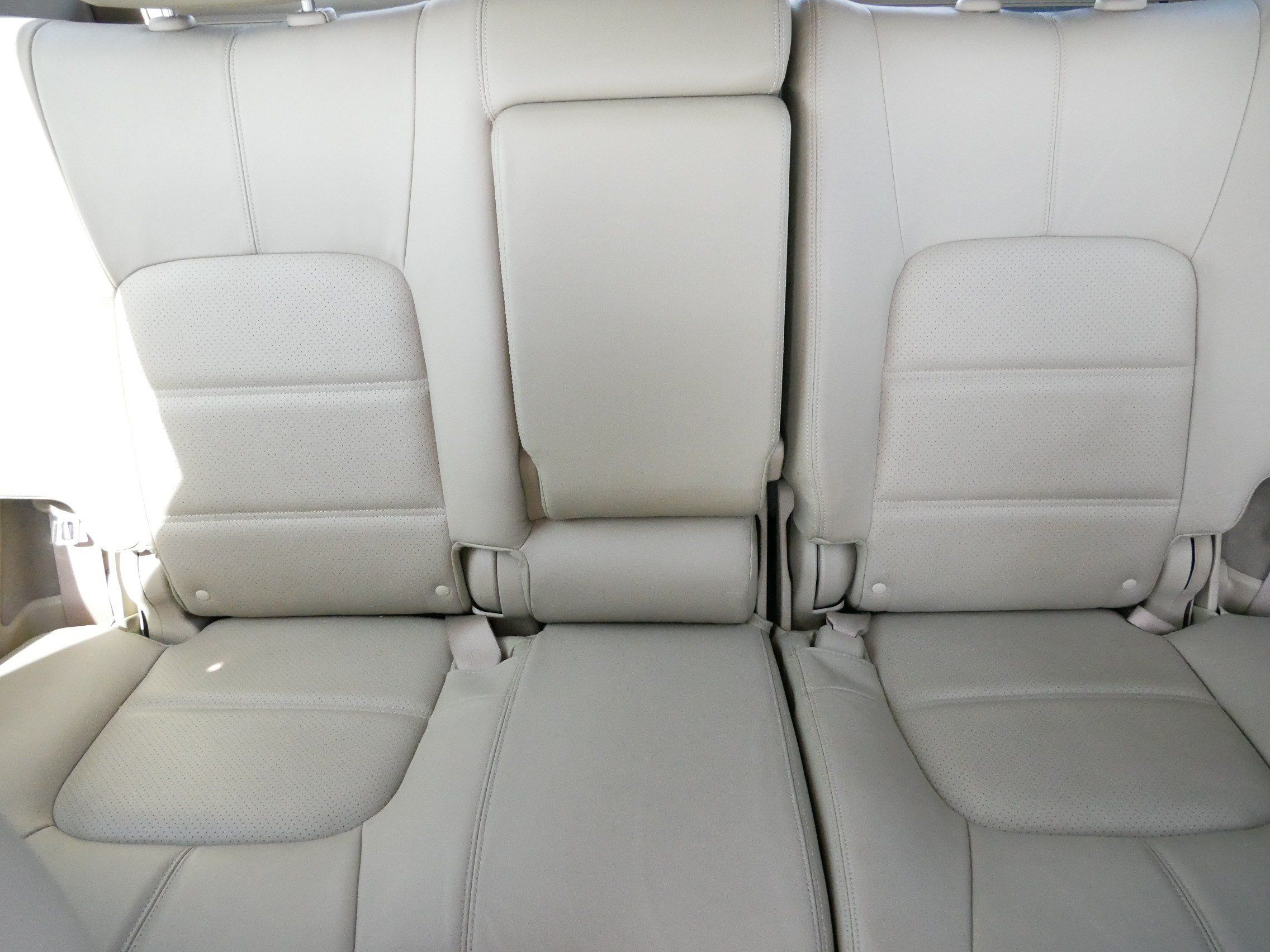 Used 2012 Nissan Murano LE w/ Platinum Pkg AWD/4WD image 13