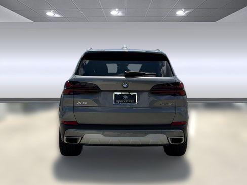 Used 2024 BMW X5 xDrive40i w/ Premium Package AWD/4WD image 9