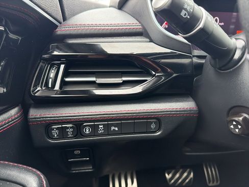 Used 2022 Acura MDX Type S image 29